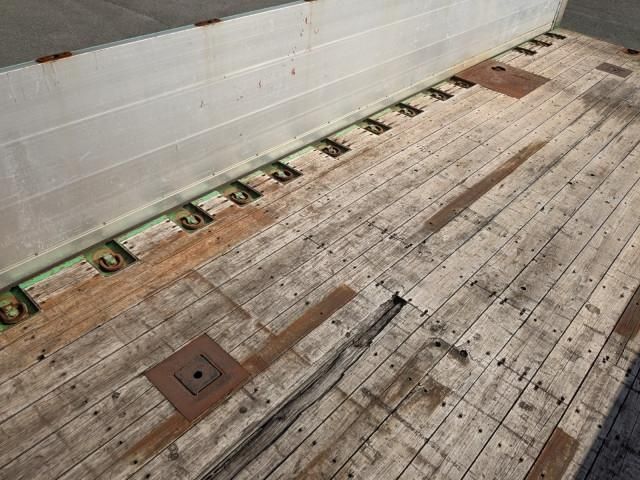 ISUZU GIGA 2013 Image 31