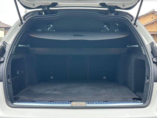 MERCEDES BENZ C CLAS 2015 Image 31