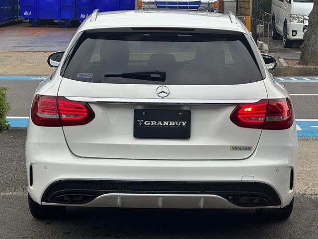 MERCEDES BENZ C CLAS 2015 Image 31