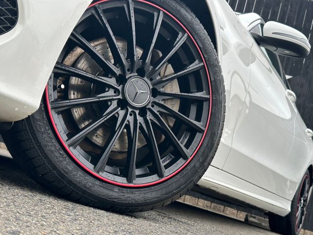 MERCEDES BENZ C CLAS 2015 Image 31