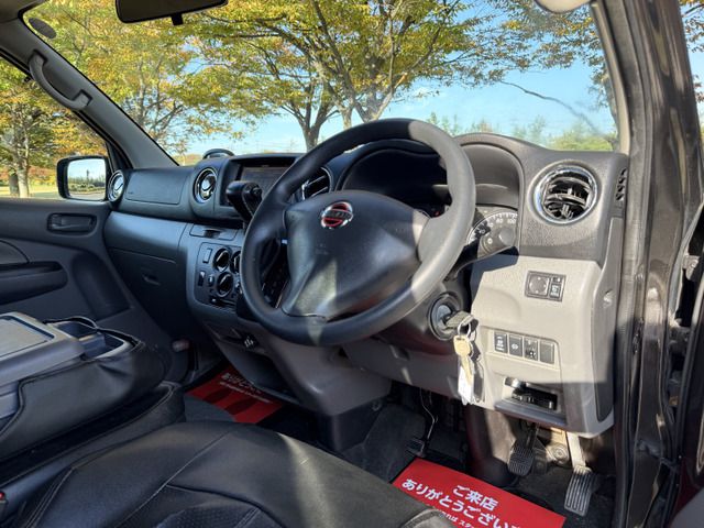 NISSAN NV350 CARAVAN 4WD 2014 Image 31