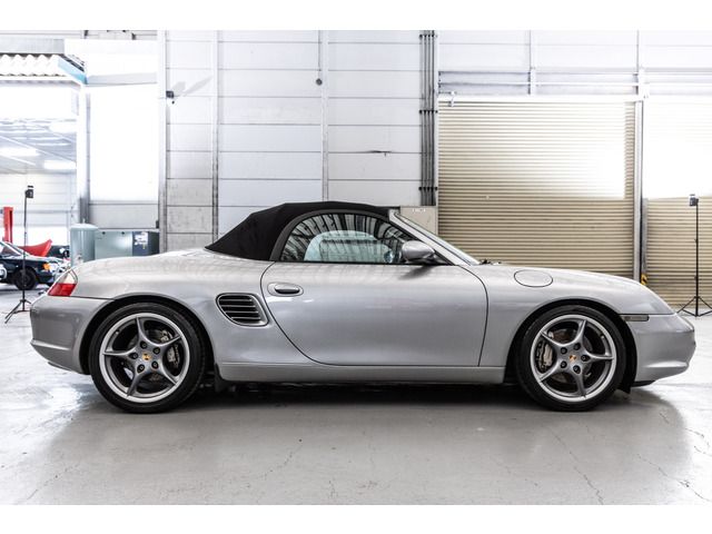 PORSCHE BOXSTER S 2004 Image 31