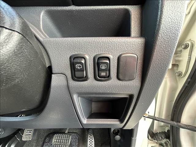 DAIHATSU NAKED 2002 Image 31