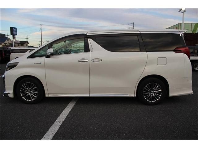 TOYOTA ALPHARD HYBRID 4WD 2020 Image 31