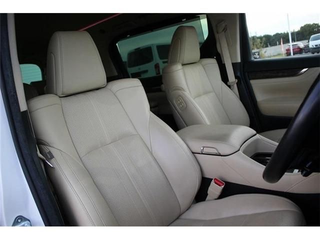 TOYOTA ALPHARD HYBRID 4WD 2020 Image 31