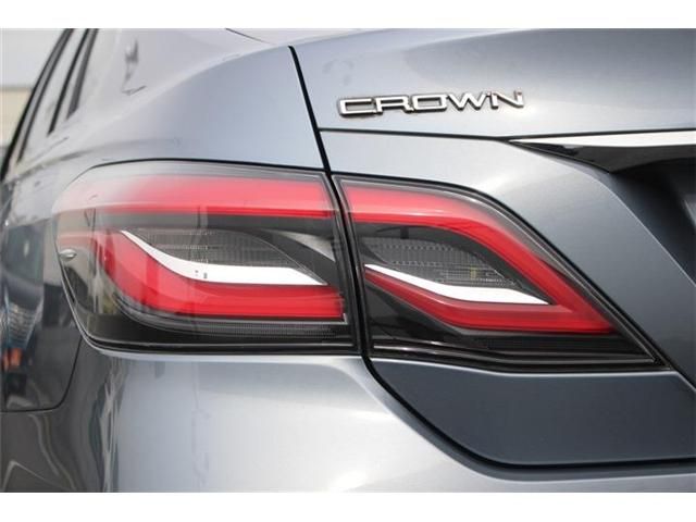 TOYOTA CROWN SEDAN HYBRID 2018 Image 31