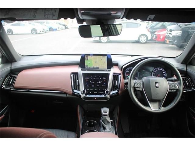 TOYOTA CROWN SEDAN HYBRID 2018 Image 31