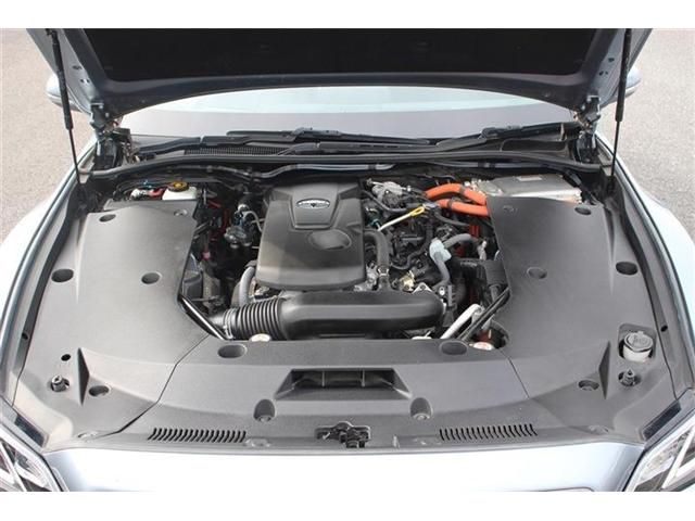 TOYOTA CROWN SEDAN HYBRID 2018 Image 31