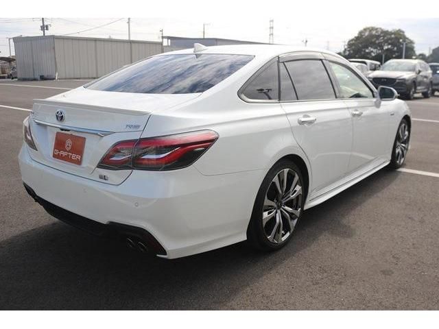 TOYOTA CROWN SEDAN HYBRID 2019 Image 31