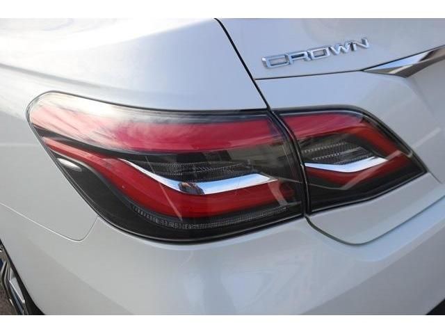 TOYOTA CROWN SEDAN HYBRID 2019 Image 31
