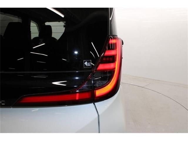 TOYOTA NOAH HYBRID 2023 Image 31