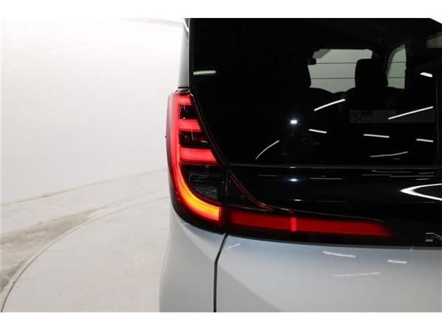 TOYOTA NOAH HYBRID 2023 Image 31