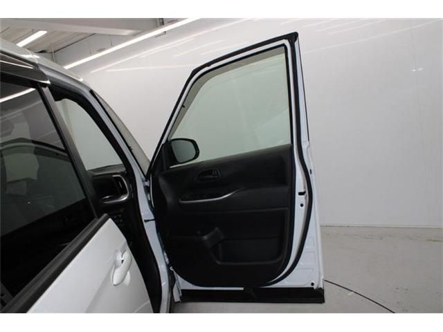 TOYOTA NOAH HYBRID 2023 Image 31