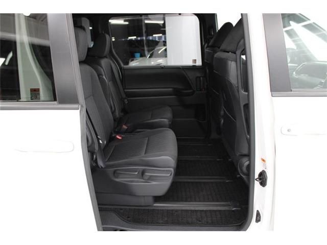 TOYOTA NOAH HYBRID 2023 Image 31