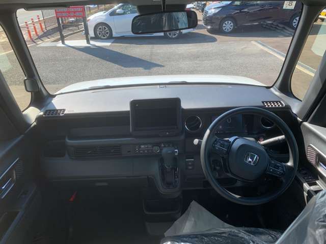 HONDA N BOX CUSTOM 2024 Image 31