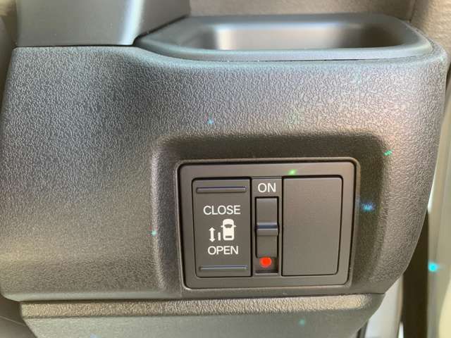 HONDA N BOX CUSTOM 2024 Image 31