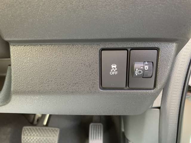 HONDA N BOX CUSTOM 2024 Image 31