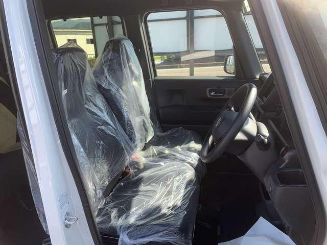 HONDA N BOX CUSTOM 2024 Image 31