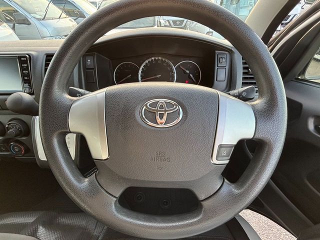 TOYOTA REGIUSACE VAN 1.25T 2020 Image 31