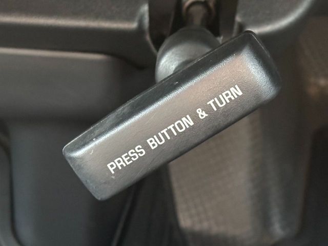 TOYOTA REGIUSACE VAN 1.25T 2020 Image 31