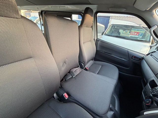 TOYOTA REGIUSACE VAN 1.25T 2020 Image 31