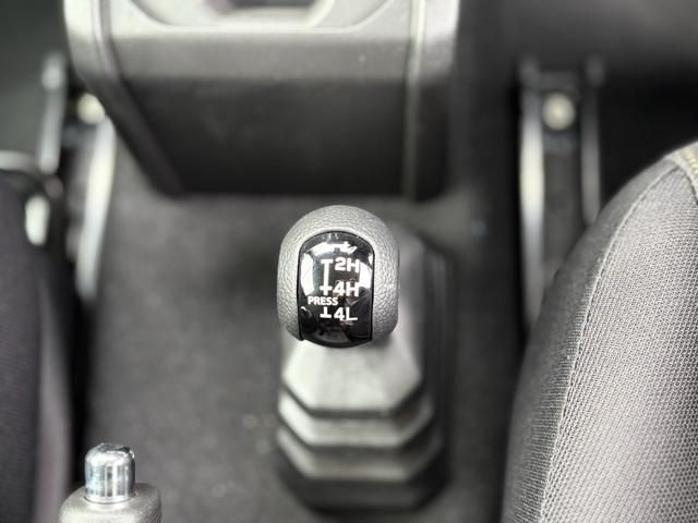 SUZUKI JIMNY 4WD 2024 Image 31