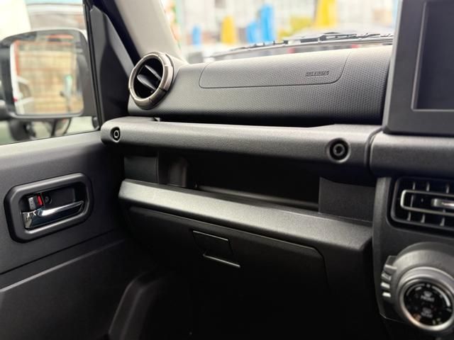 SUZUKI JIMNY 4WD 2024 Image 31