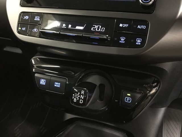 TOYOTA PRIUS 2022 Image 31