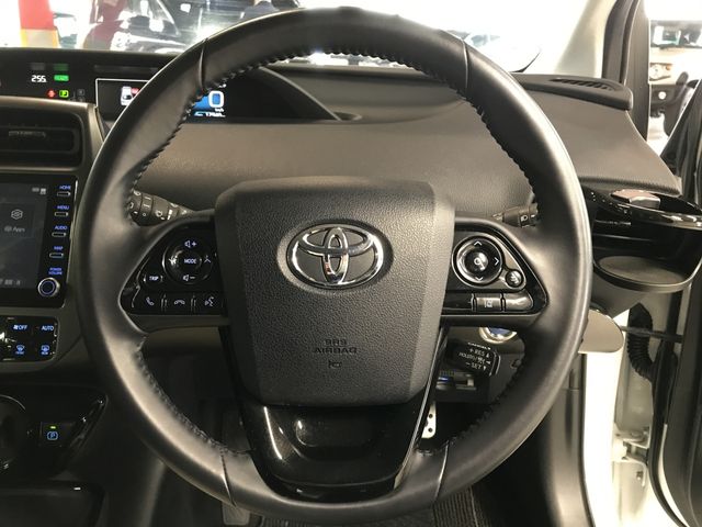 TOYOTA PRIUS 2022 Image 31
