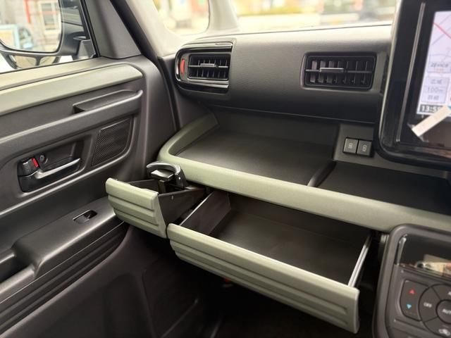 SUZUKI SPACIA GEAR 2024 Image 31