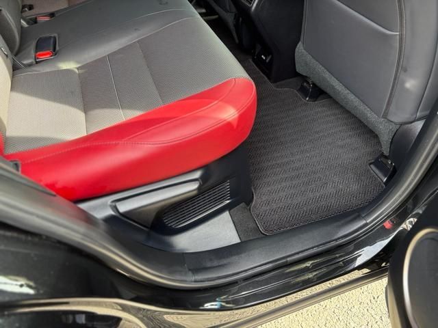 TOYOTA LEXUS NX300 2018 Image 31