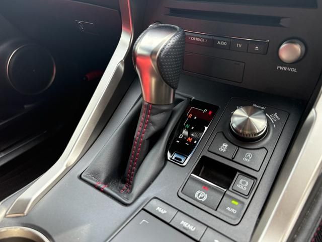 TOYOTA LEXUS NX300 2018 Image 31