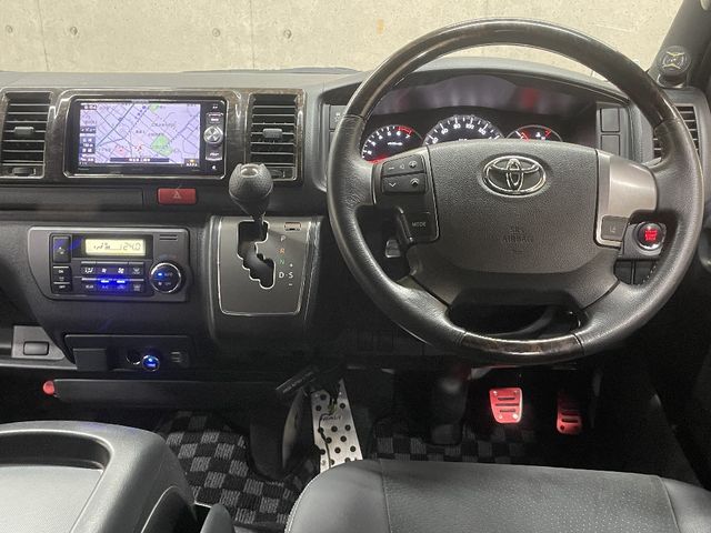 TOYOTA REGIUSACE VAN 2WD 2018 Image 31