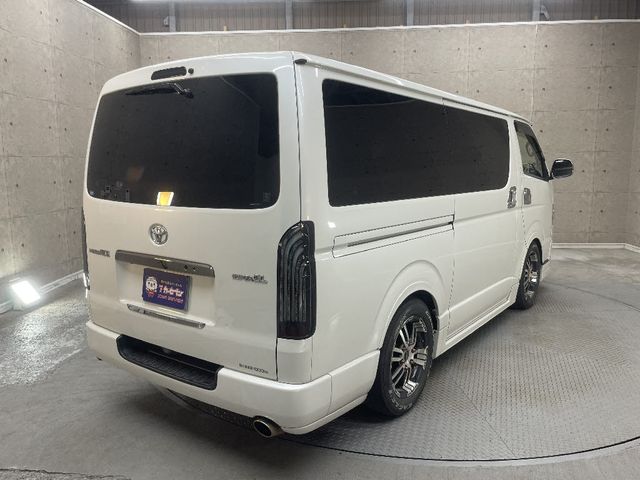TOYOTA REGIUSACE VAN 2WD 2018 Image 31