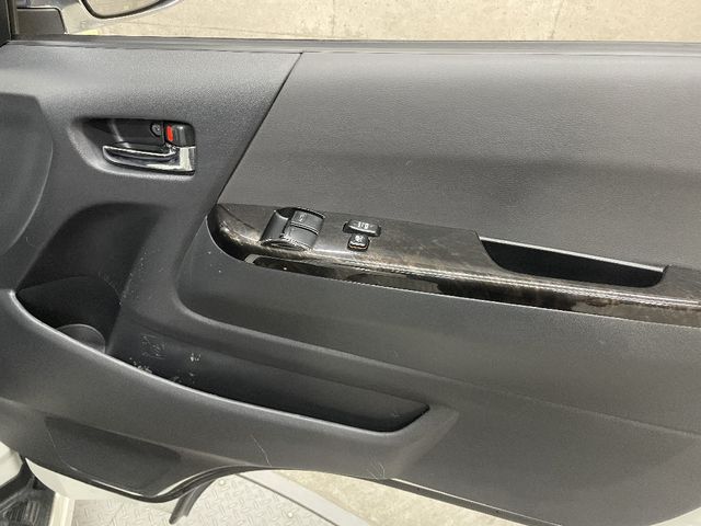 TOYOTA REGIUSACE VAN 2WD 2018 Image 31