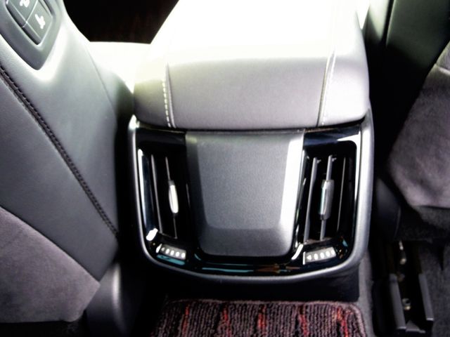 TOYOTA CROWN SEDAN HYBRID 2019 Image 31