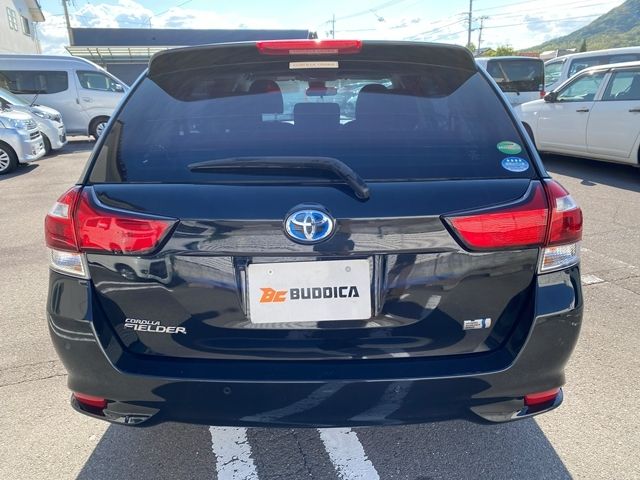 TOYOTA COROLLA FIELDER HYBR 2018 Image 31