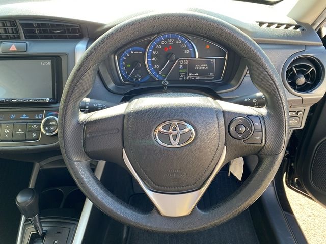 TOYOTA COROLLA FIELDER HYBR 2018 Image 31