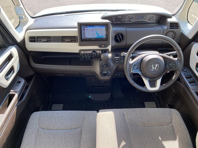 HONDA N BOX 2022 Image 31