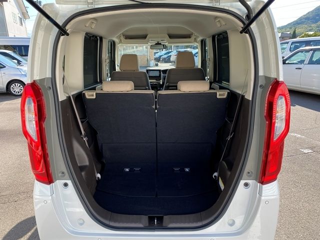 HONDA N BOX 2022 Image 31