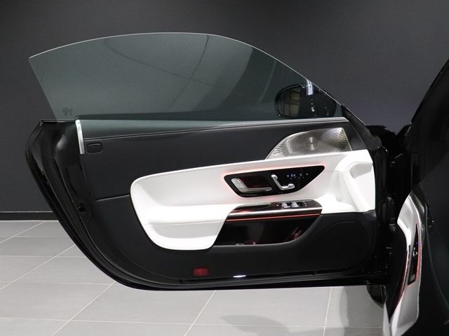 MERCEDES BENZ MERCEDES AMG SL CLAS 2025 Image 31