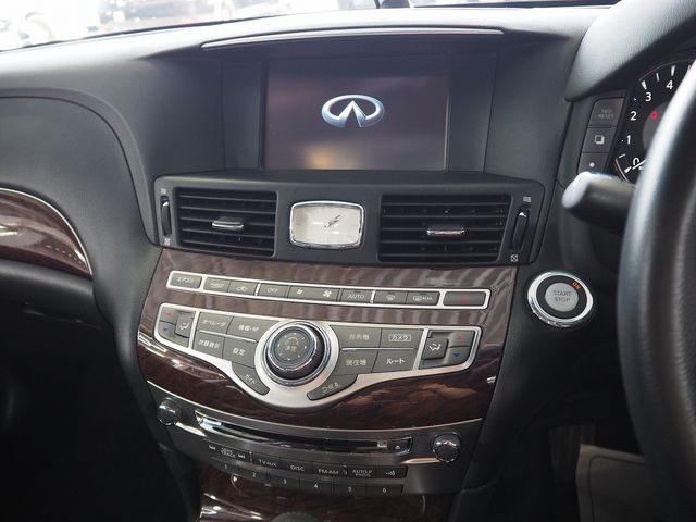 NISSAN FUGA HYBRID 2016 Image 31