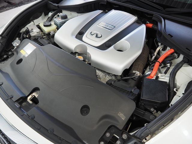 NISSAN FUGA HYBRID 2016 Image 31