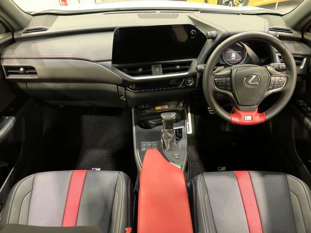 TOYOTA LEXUS UX250H AWD 2023 Image 31