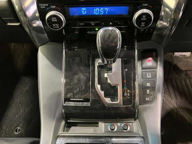 TOYOTA ALPHARD HYBRID 4WD 2021 Image 31