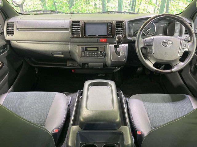 TOYOTA HIACE VAN 4WD 2022 Image 31