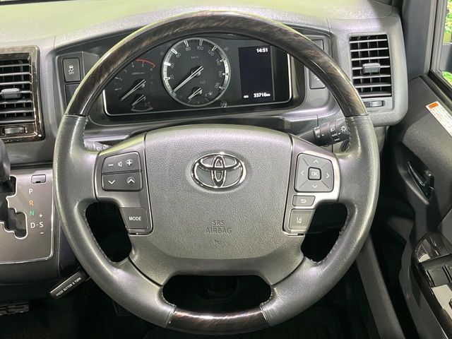 TOYOTA HIACE VAN 4WD 2022 Image 31