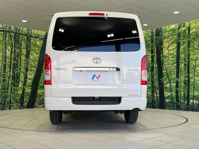 TOYOTA HIACE VAN 4WD 2022 Image 31