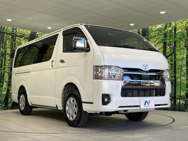 TOYOTA HIACE VAN 4WD 2022 Image 31