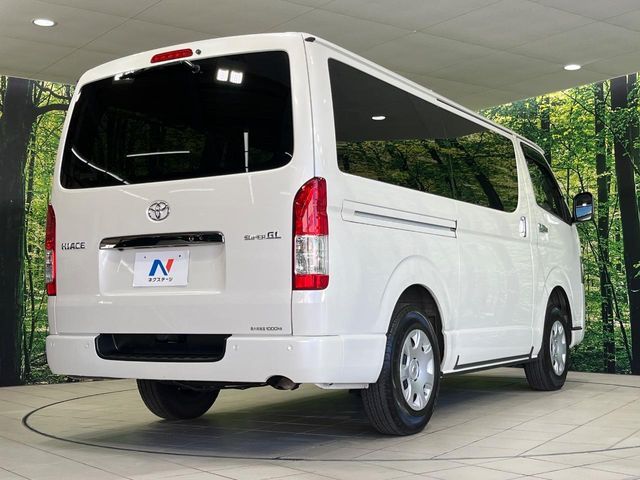 TOYOTA HIACE VAN 4WD 2022 Image 31